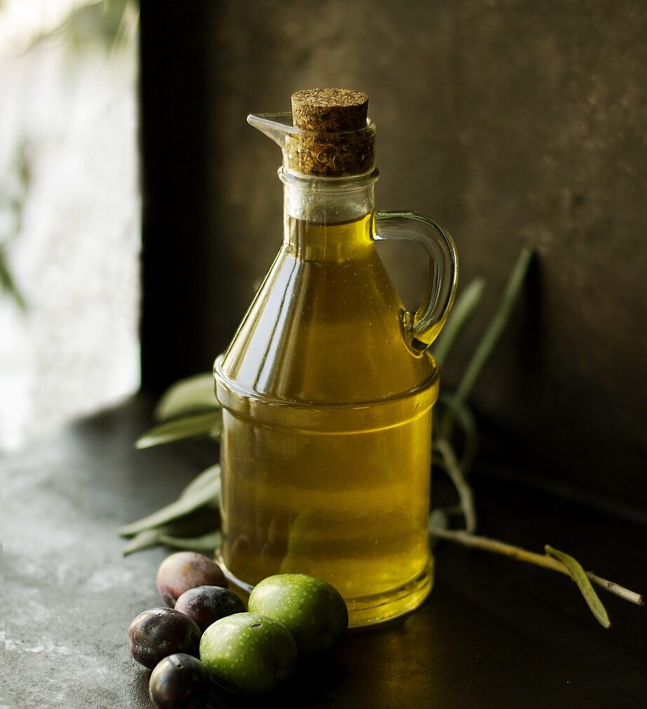 olive-oil-1867229_1280